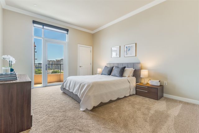 2828 Hood Street 907, Dallas, TX 75219