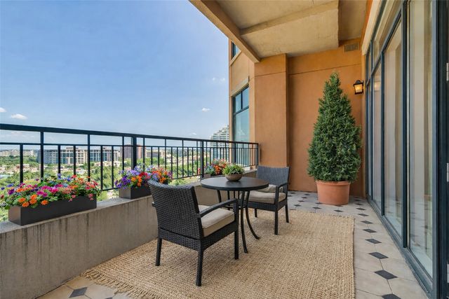 2828 Hood Street 907, Dallas, TX 75219