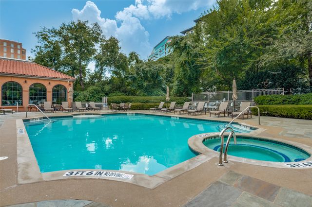 2828 Hood Street 907, Dallas, TX 75219