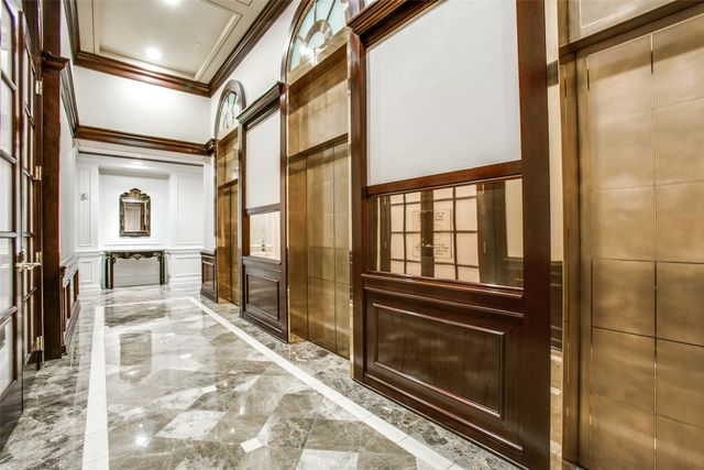 2828 Hood Street 907, Dallas, TX 75219