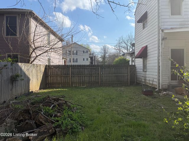 1523 W Oak St, Louisville, KY 40210