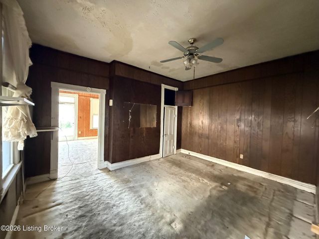 1523 W Oak St, Louisville, KY 40210