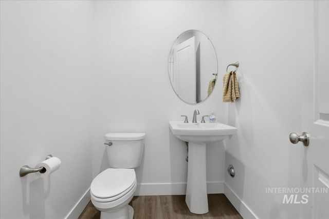 12529 S Lenora Pl, Nampa, ID 83686