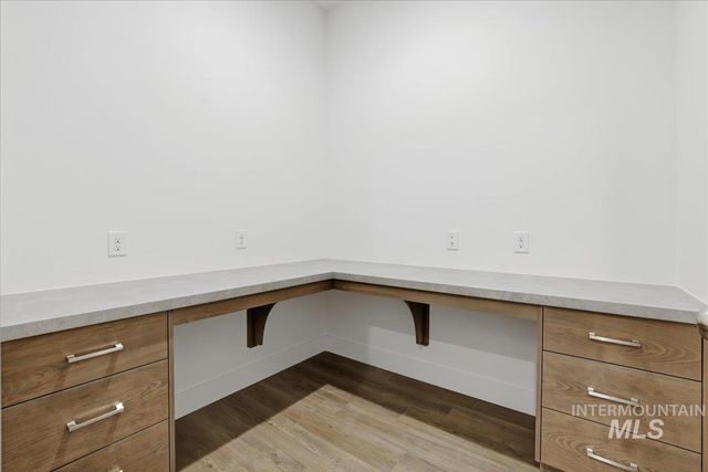 12529 S Lenora Pl, Nampa, ID 83686