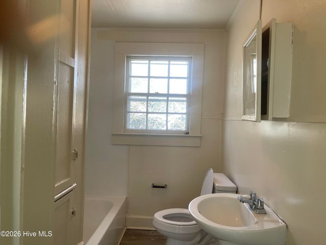 612 Van Norden Street, Washington, NC 27889