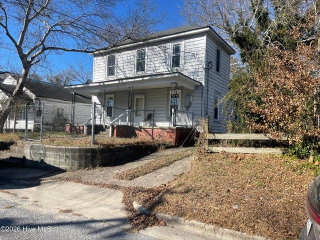 612 Van Norden Street, Washington, NC 27889
