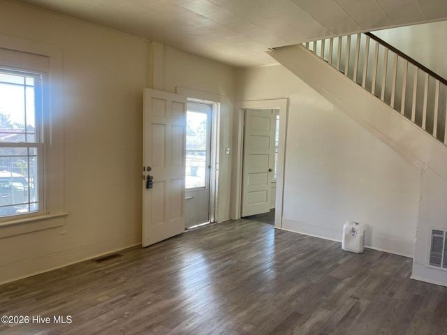 612 Van Norden Street, Washington, NC 27889