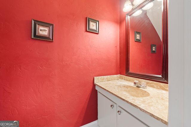 615 Willow Creek Drive, Macon, GA 31204