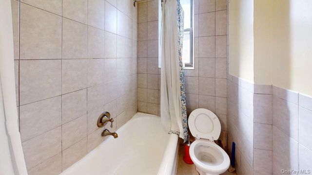 663 Locust Street 5-G, Mount Vernon, NY 10552
