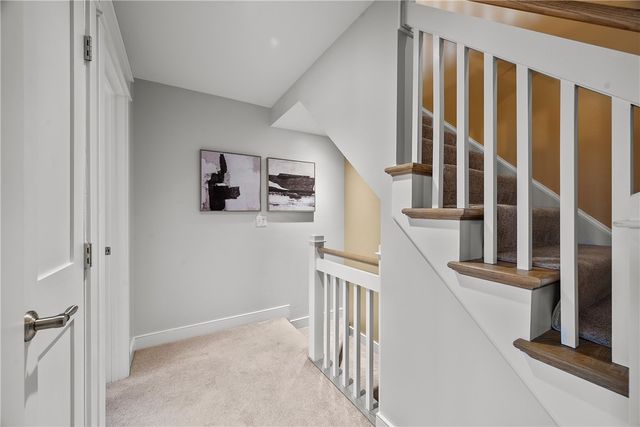 706 Ivy St Unit 2, Shadyside, PA 15232