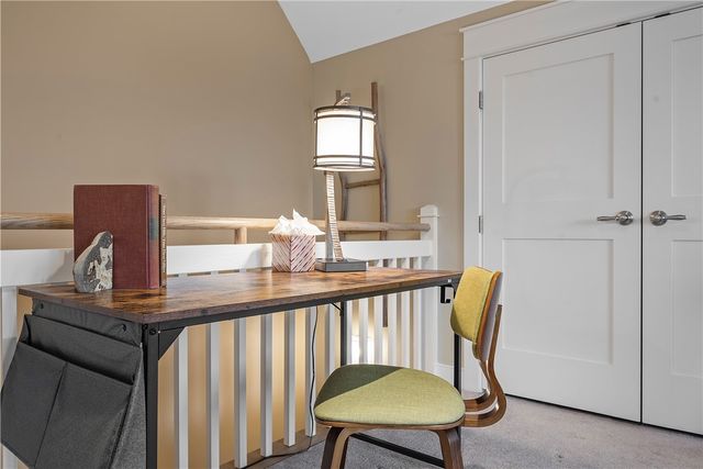 706 Ivy St Unit 2, Shadyside, PA 15232