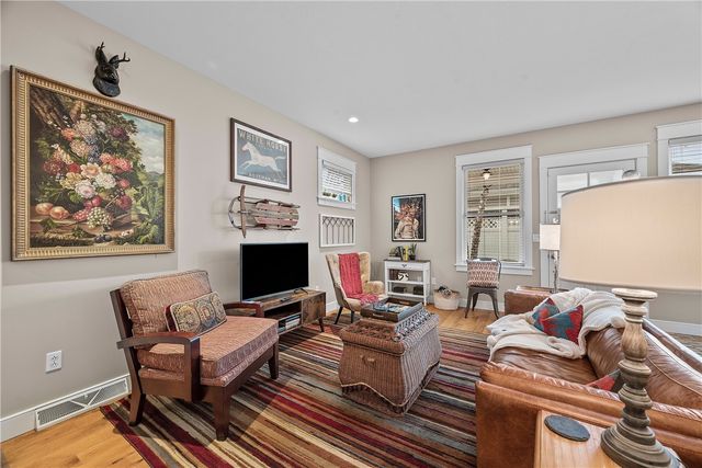 706 Ivy St Unit 2, Shadyside, PA 15232