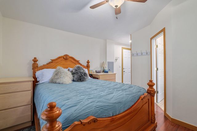 208 Chestnut Lane, Grants Pass, OR 97526