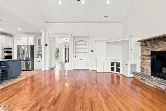 900 S Arendell Avenue, Zebulon, NC 27597