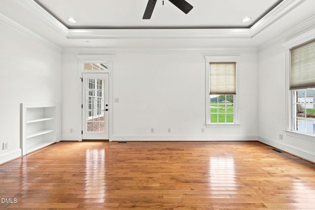 900 S Arendell Avenue, Zebulon, NC 27597