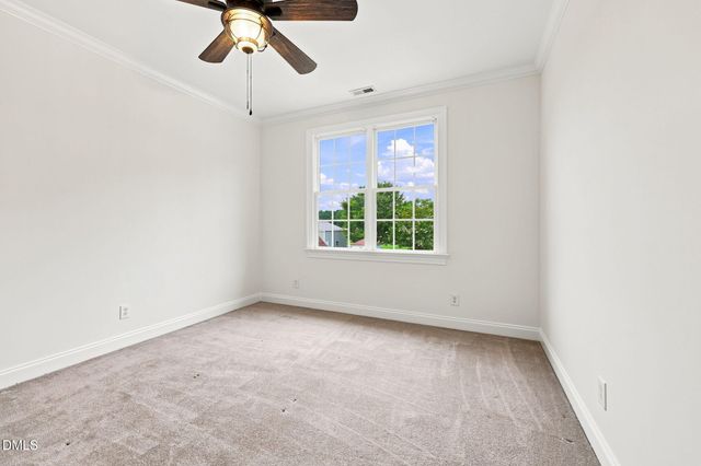 900 S Arendell Avenue, Zebulon, NC 27597