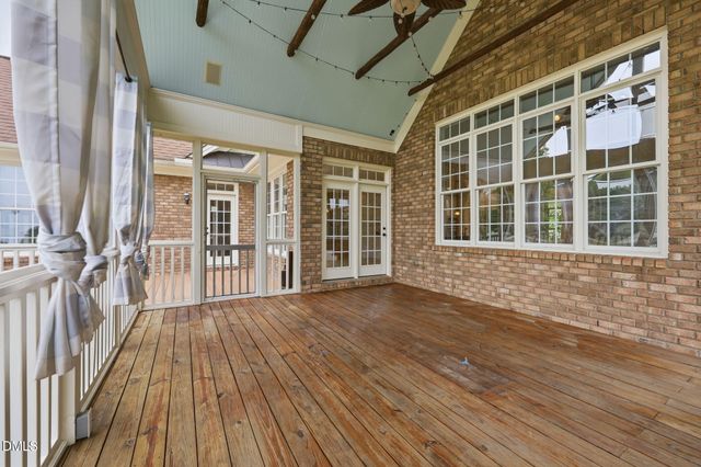 900 S Arendell Avenue, Zebulon, NC 27597