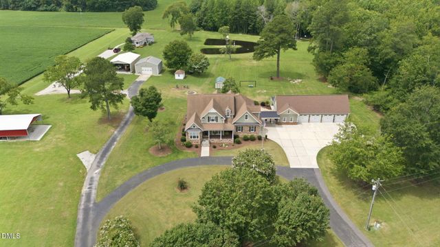 900 S Arendell Avenue, Zebulon, NC 27597