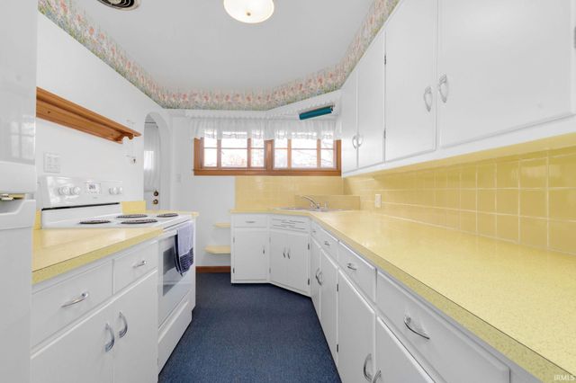 1522 McKinley Avenue, South Bend, IN 46617