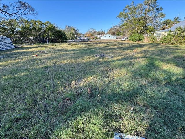 26TH AVENUE S, St Petersburg, FL 33711