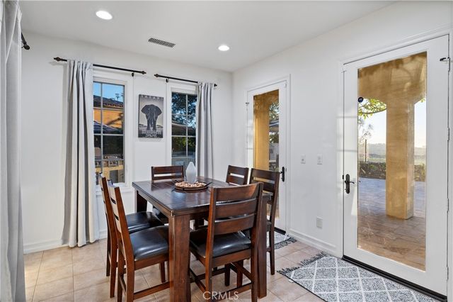 23 Castlerock, Irvine, CA 92603