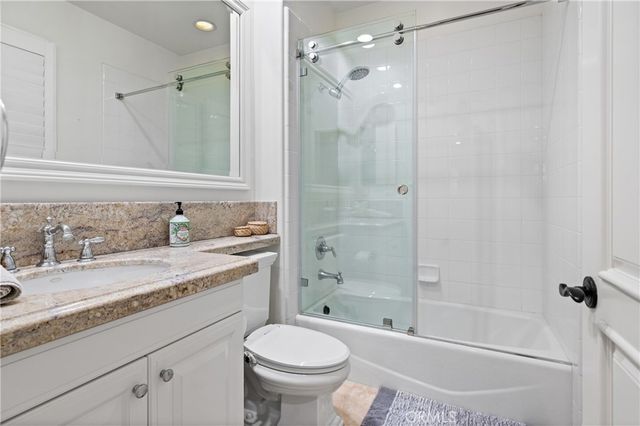 23 Castlerock, Irvine, CA 92603