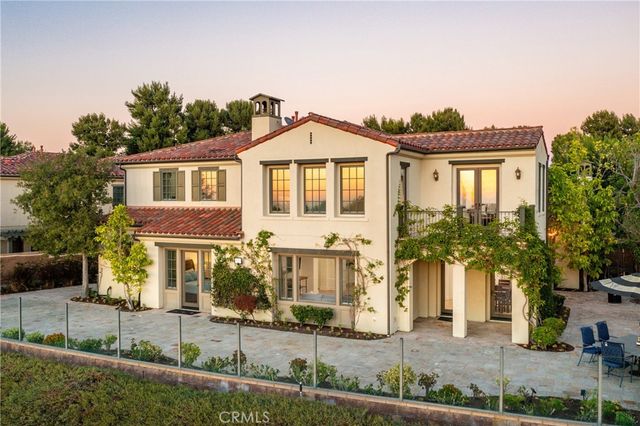 23 Castlerock, Irvine, CA 92603