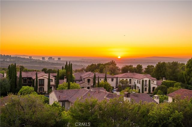 23 Castlerock, Irvine, CA 92603
