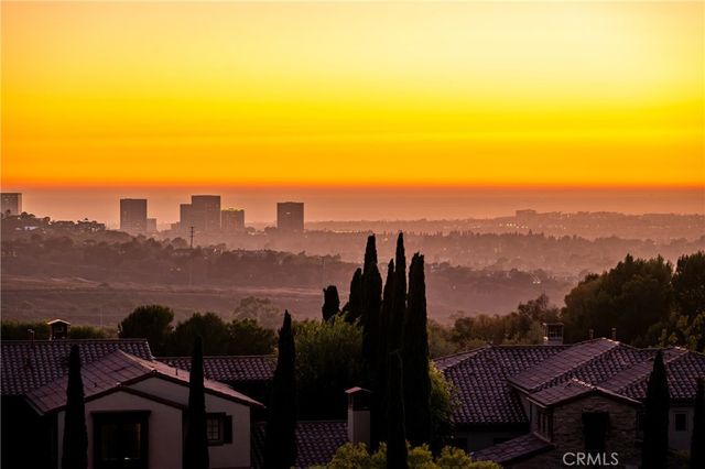 23 Castlerock, Irvine, CA 92603