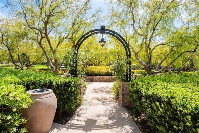 23 Castlerock, Irvine, CA 92603