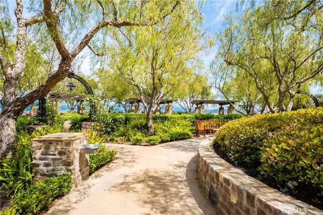 23 Castlerock, Irvine, CA 92603