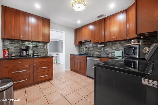 82 Margaret Road, Ormond Beach, FL 32176