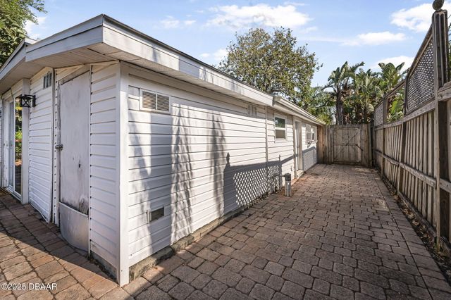 82 Margaret Road, Ormond Beach, FL 32176