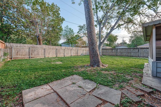 5222 Nina Lee Lane, Houston, TX 77092