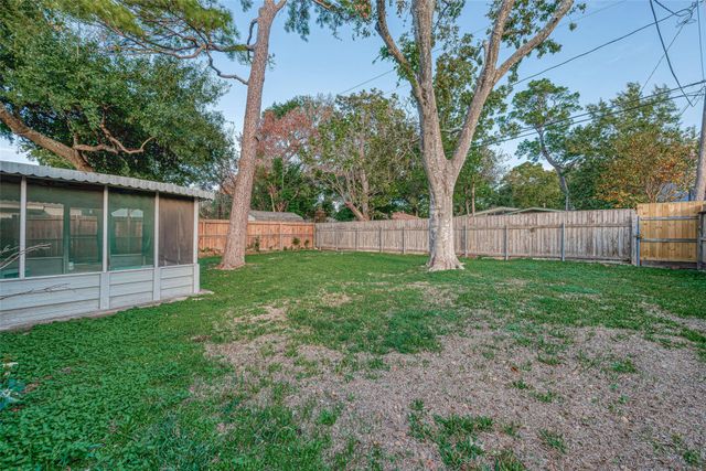 5222 Nina Lee Lane, Houston, TX 77092