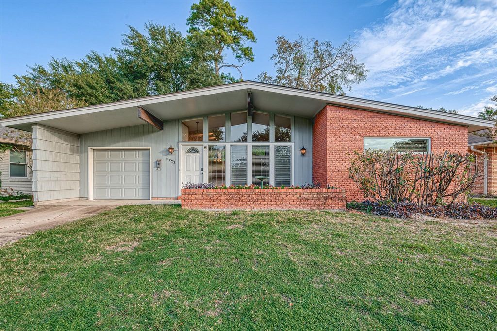 5222 Nina Lee Lane, Houston, TX 77092