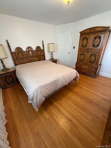 71 Catskill, Yonkers, NY 10704