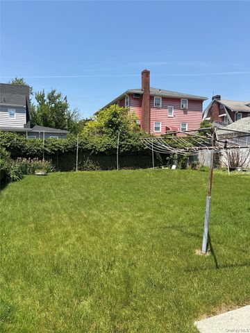 71 Catskill, Yonkers, NY 10704