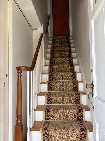 71 Catskill, Yonkers, NY 10704