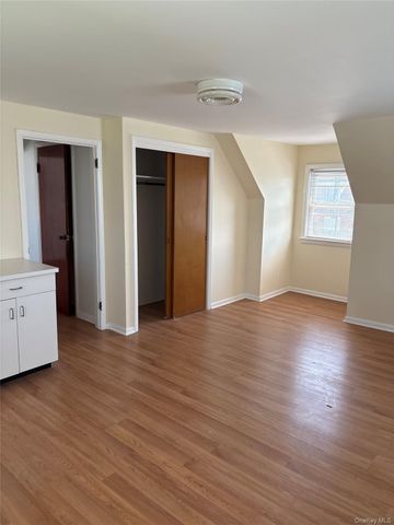 71 Catskill, Yonkers, NY 10704