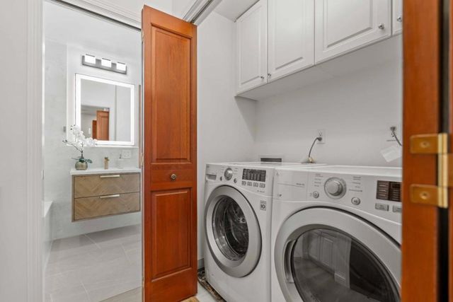 90 Walnut Avenue, Atherton, CA 94027