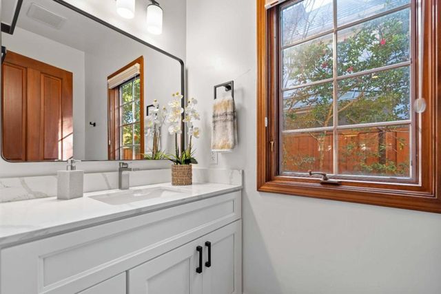 90 Walnut Avenue, Atherton, CA 94027