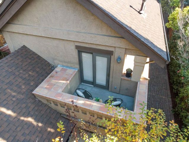 90 Walnut Avenue, Atherton, CA 94027