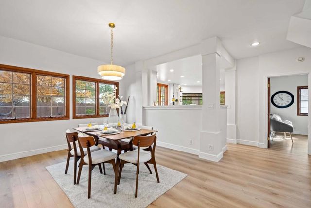 90 Walnut Avenue, Atherton, CA 94027