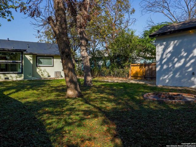 426 Buckingham, San Antonio, TX 78210
