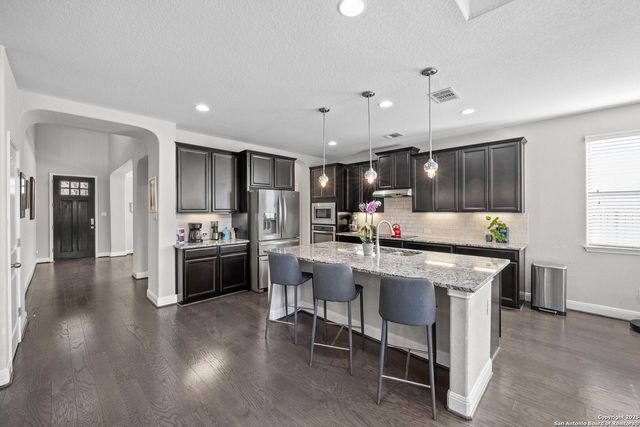 8010 Cibolo View, Boerne, TX 78015