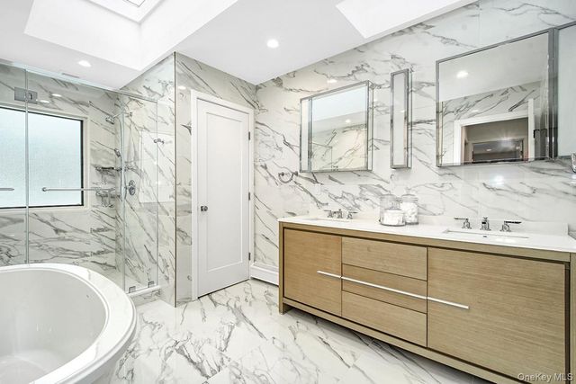 2 Whippoorwill Close, Chappaqua, NY 10514