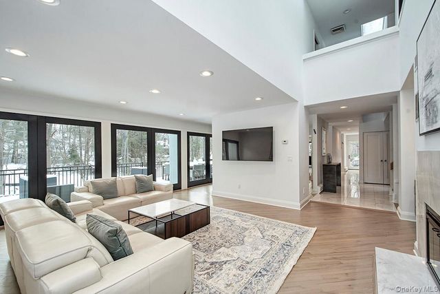 2 Whippoorwill Close, Chappaqua, NY 10514