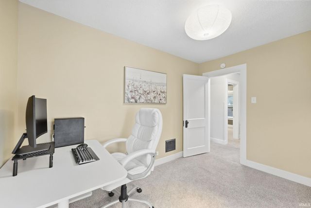 1230 Elmwood Avenue, Fort Wayne, IN 46805