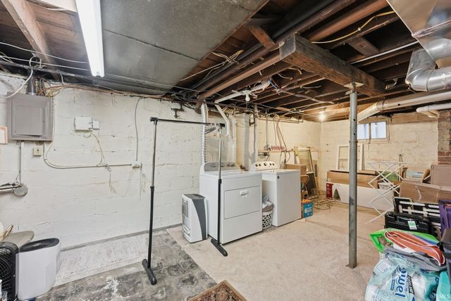 1230 Elmwood Avenue, Fort Wayne, IN 46805